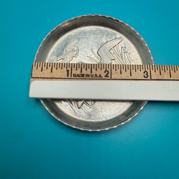 Vintage MCM Aluminum Coasters Duck Scene in Marsh 6 each - Picture 8 of 8